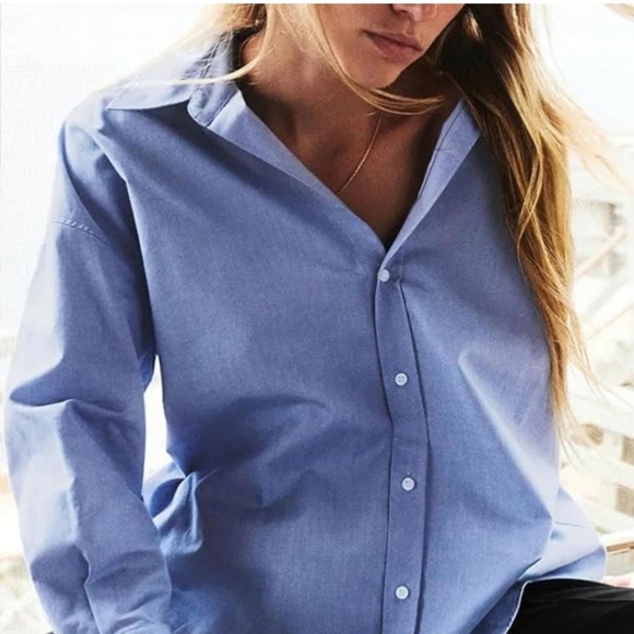 Aritzia Talula Classic Fit Blue Button Front Shirt - Picture 1 of 10